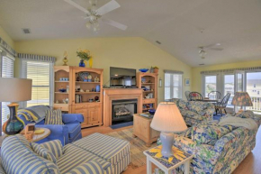 Breezy Holden Beach Escape with Shared Pool!